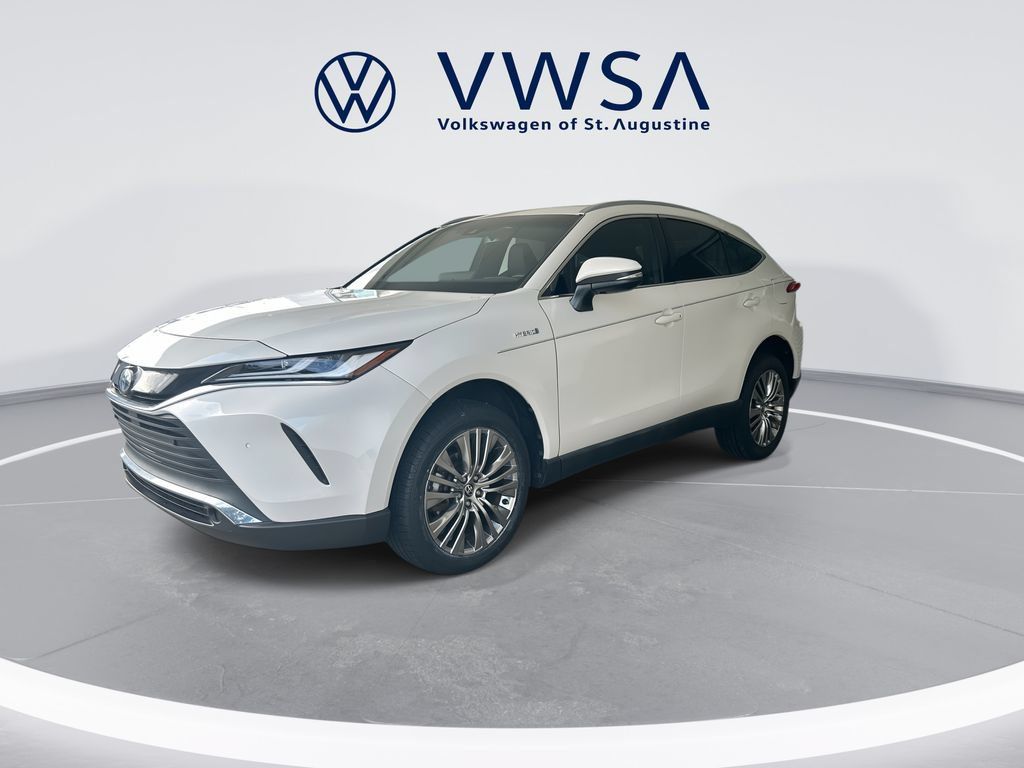 Used 2021 Toyota Venza XLE w/ Softex Package AWD/4WD image 3