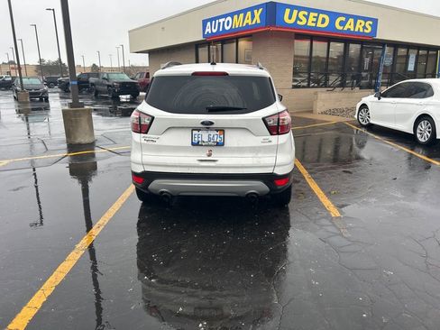 Used 2018 Ford Escape SE image 6