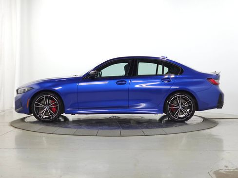 Used 2023 BMW 330i xDrive Sedan w/ M Sport Package AWD/4WD image 5