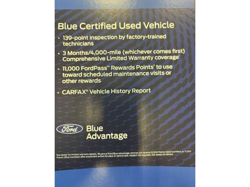 Used 2024 Nissan Rogue SV image 3