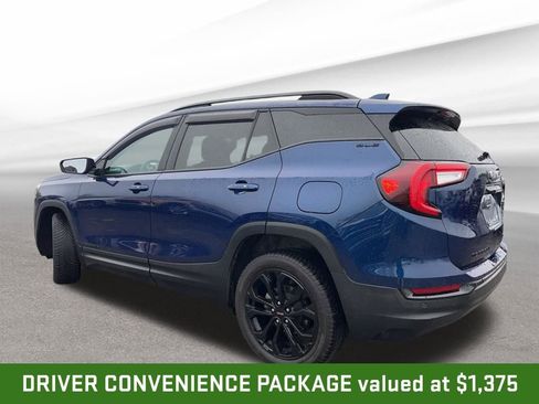 Used 2022 GMC Terrain SLE w/ Driver Convenience Package AWD/4WD image 3