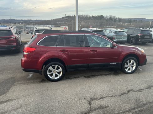 Used 2013 Subaru Outback 2.5i Premium image 7