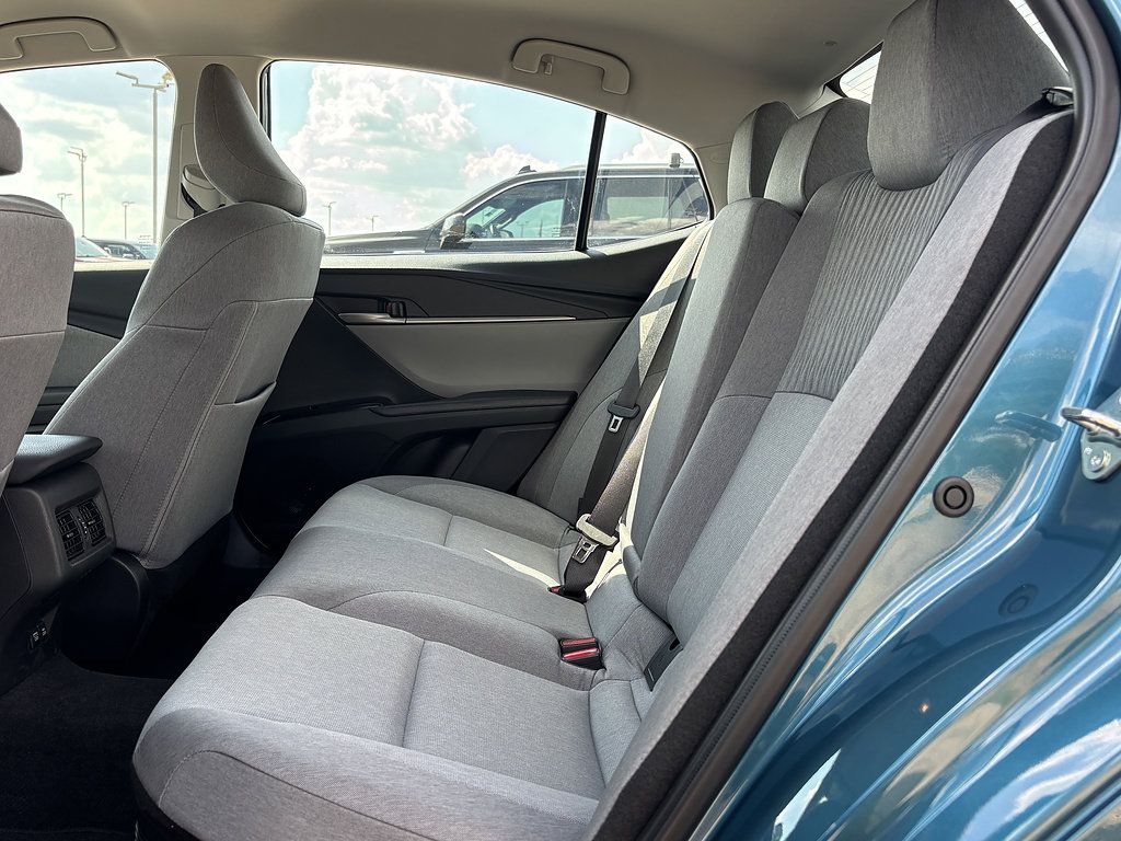 Used 2026 Toyota Camry LE w/ Convenience Package FWD image 14