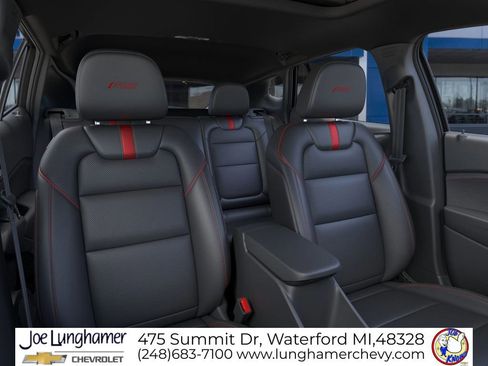 New 2026 Chevrolet Trax RS w/ Sunroof Package image 18