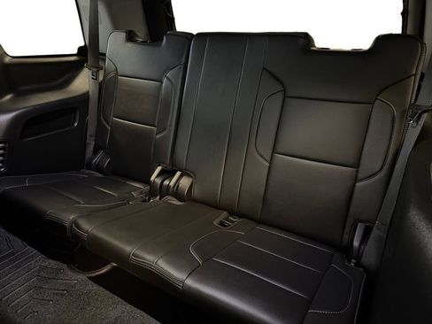 Used 2019 GMC Yukon Denali w/ Denali Ultimate Package image 16