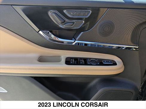 Certified 2023 Lincoln Corsair Reserve image 10