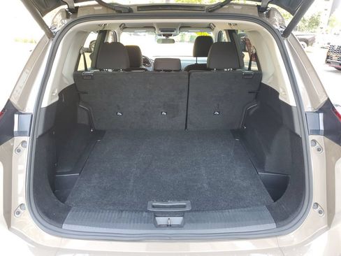 Certified 2025 Nissan Rogue SV AWD/4WD image 7