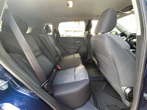 Used 2025 Nissan Rogue SV FWD image 28