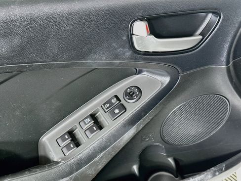 Used 2018 Kia Forte LX FWD image 15
