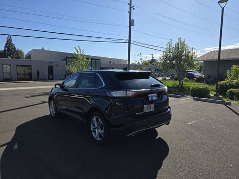 Used 2017 Ford Edge Titanium w/ Technology Package FWD image 7