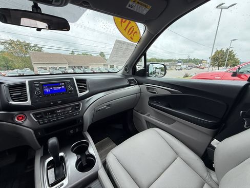 Used 2019 Honda Ridgeline RTL image 13