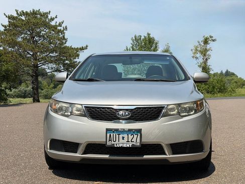 Used 2011 Kia Forte LX FWD image 1