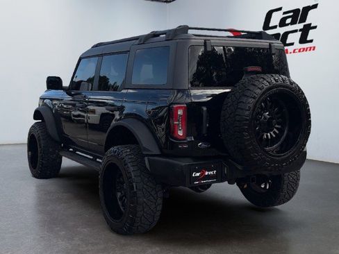 Used 2022 Ford Bronco Wildtrak image 9