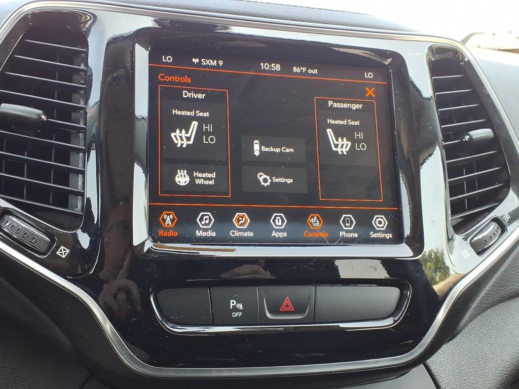 Used 2020 Jeep Cherokee Limited AWD/4WD image 5