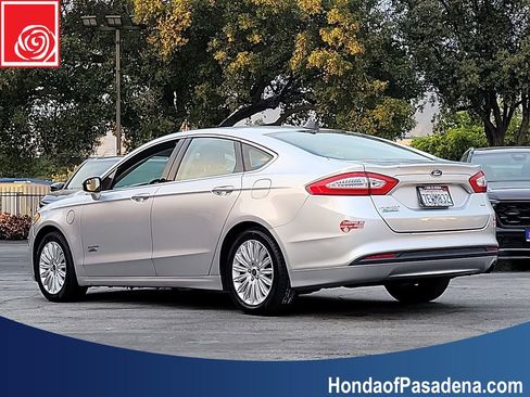 Used 2014 Ford Fusion Energi SE image 7
