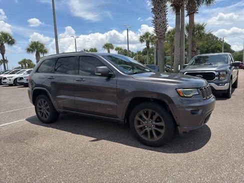 Used 2017 Jeep Grand Cherokee Limited 75th Anniversary AWD/4WD image 11