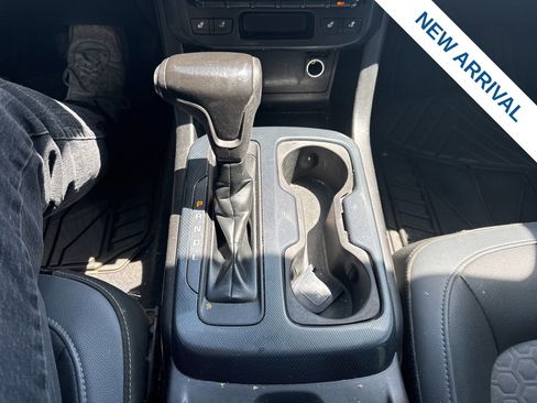 Used 2020 Chevrolet Colorado Z71 AWD/4WD image 26