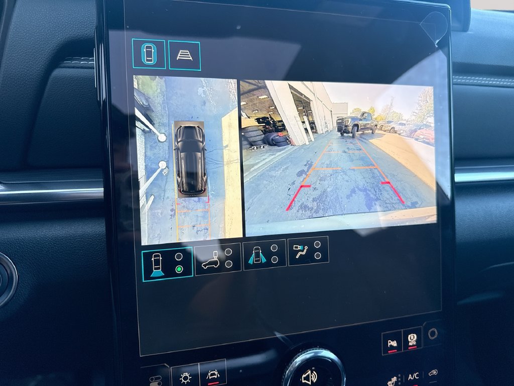 New 2027 GMC Terrain Elevation w/ Elevation Premium Package AWD/4WD image 15