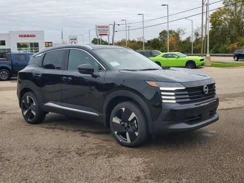 New 2026 Nissan Kicks SR w/ SR Premium Package image 7