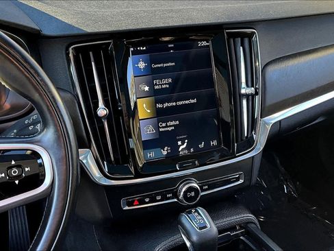 Used 2019 Volvo V90 T5 Cross Country w/ Protection Package Premier image 6