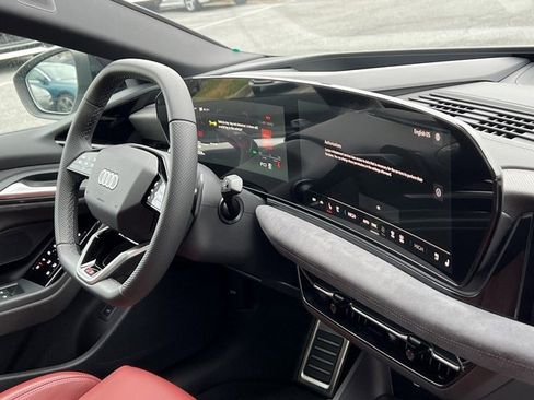 Certified 2025 Audi S6 e-tron Prestige w/ 21" Black Optic Package image 12