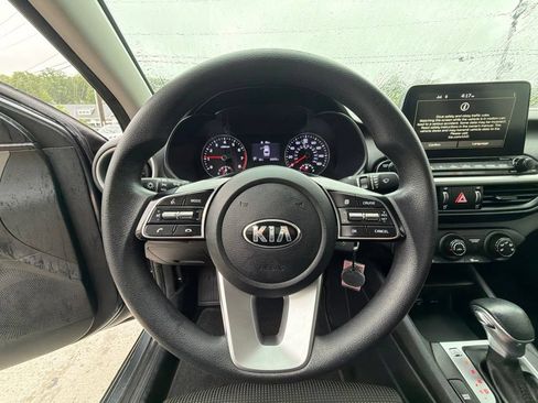 Used 2021 Kia Forte LXS FWD image 27