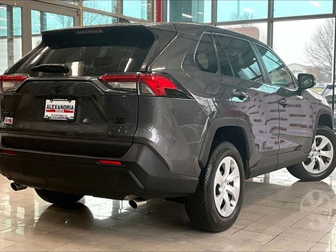 Used 2025 Toyota RAV4 LE image 12