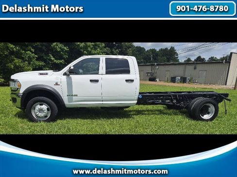 Used 2021 RAM 5500 Tradesman w/ Chrome Appearance Group AWD/4WD image 1