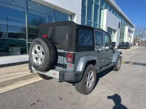 Used 2014 Jeep Wrangler Unlimited Sahara w/ Connectivity Group image 7