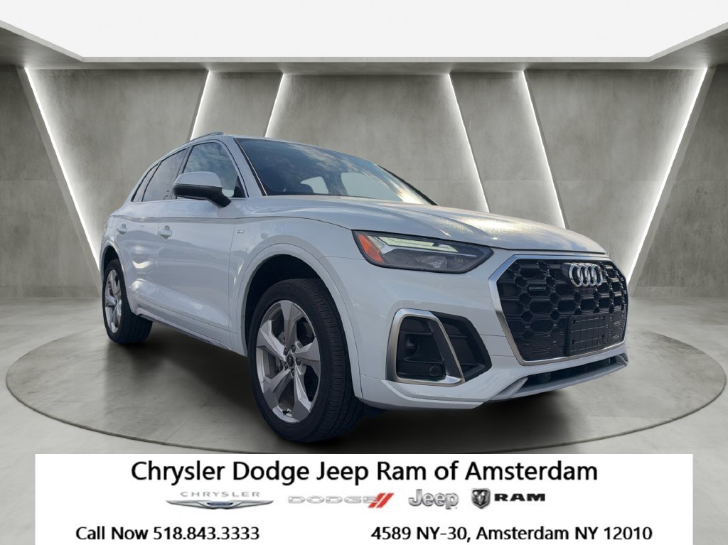 Used 2023 Audi Q5 2.0T Premium Plus w/ Premium Plus Package AWD/4WD image 1