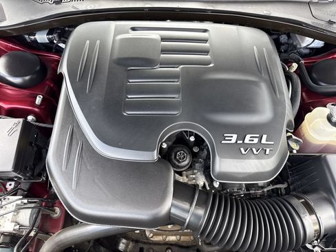Used 2023 Chrysler 300 Touring L w/ Popular Equipment Group RWD image 40