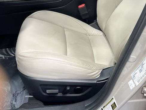 Used 2023 MAZDA CX-30 AWD 2.5 S w/ Preferred Package image 19