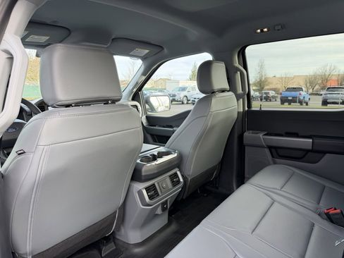 Used 2025 Ford F150 Lightning Pro image 31