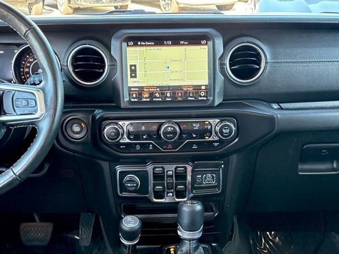 Used 2022 Jeep Wrangler Unlimited Sahara w/ Cold Weather Group image 15