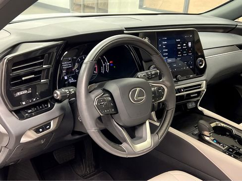 Certified 2024 Lexus RX 350 Premium w/ Accessory Package AWD/4WD image 39