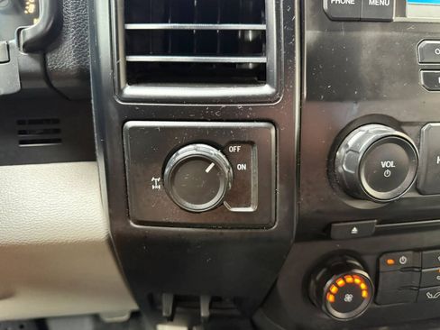 Used 2015 Ford F150 XL w/ Equipment Group 101A Mid RWD image 17