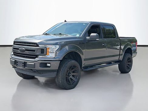 Used 2020 Ford F150 XLT w/ Equipment Group 302A Luxury AWD/4WD image 2