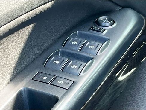 Used 2022 GMC Canyon Elevation w/ Trailering Package image 18