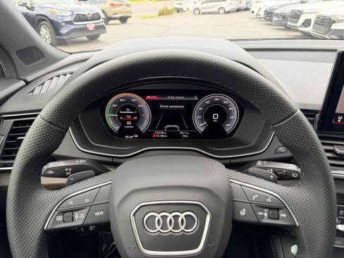 Used 2024 Audi Q5 e Premium Plus w/ Premium Plus Package AWD/4WD image 14