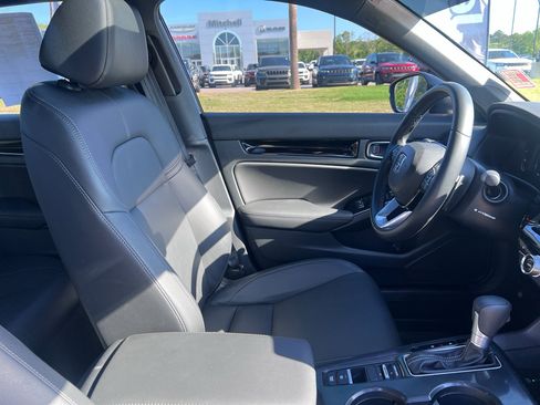 Used 2025 Honda Civic Sport image 15