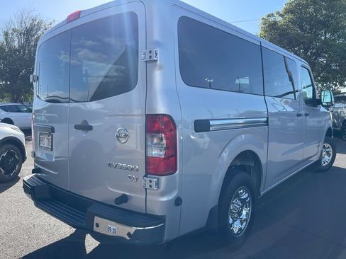 Used 2021 Nissan NV 3500 SV RWD image 5