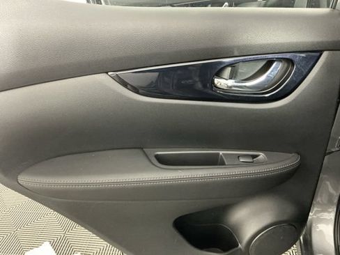 Used 2019 Nissan Rogue Sport SV AWD/4WD image 9