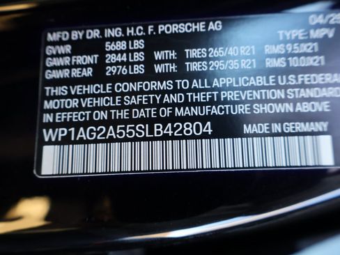 New 2025 Porsche Macan S image 37