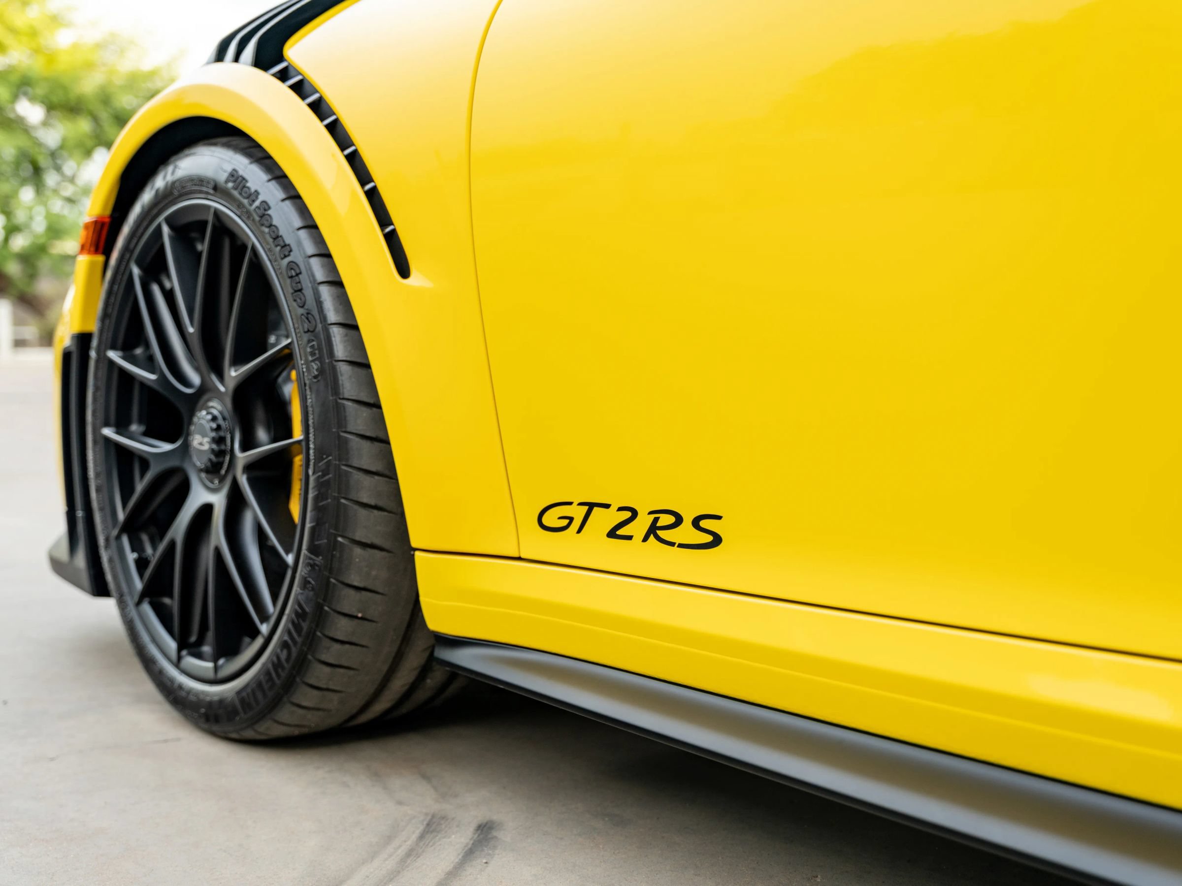 Used 2018 Porsche 911 GT2 RS RWD image 34