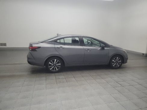 Used 2021 Nissan Versa SV FWD image 10