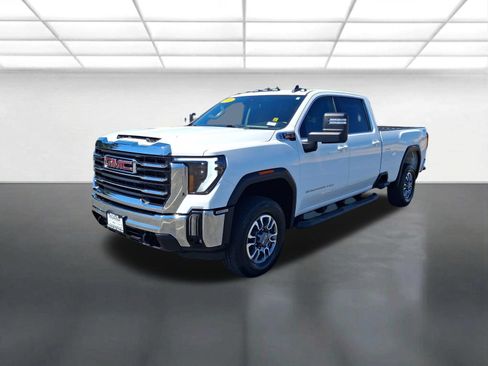 Used 2024 GMC Sierra 3500 SLE w/ SLE Convenience Package AWD/4WD image 9