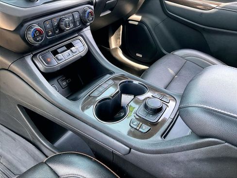 Used 2023 GMC Acadia AT4 w/ Preferred Package AWD/4WD image 20