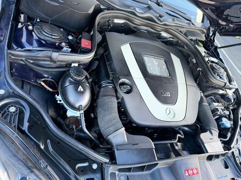 Used 2011 Mercedes-Benz E 350 4MATIC Wagon image 43
