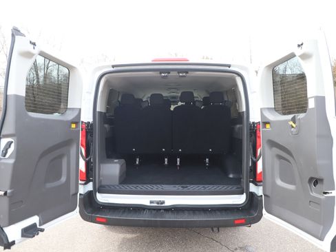 Used 2024 Ford Transit 350 XLT image 17