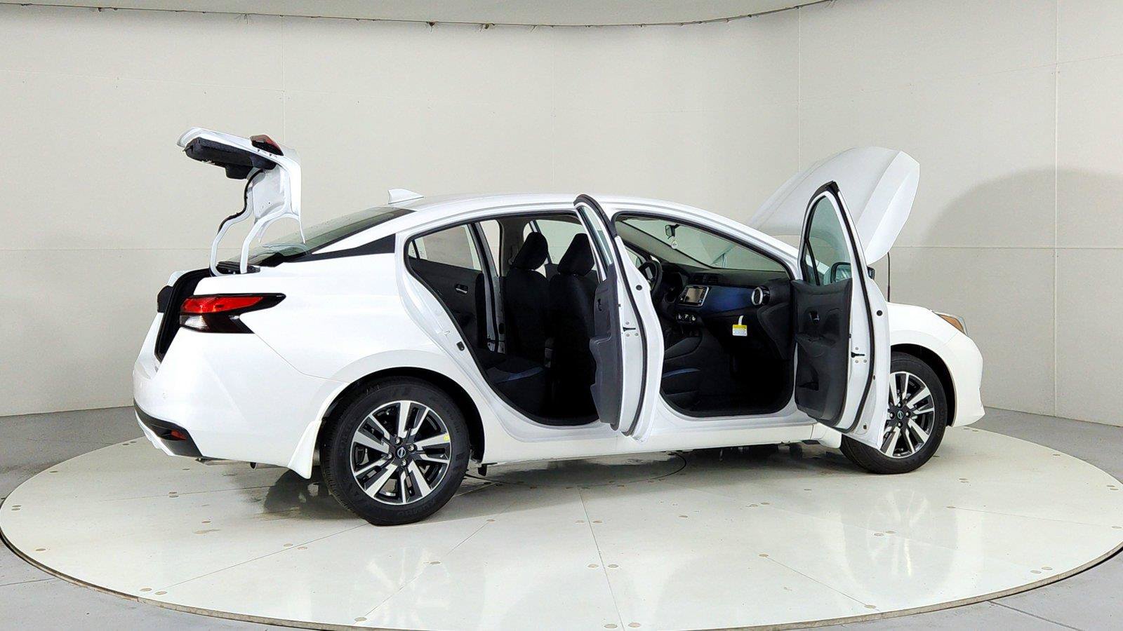 Used 2025 Nissan Versa SV w/ Trunk Package FWD image 12